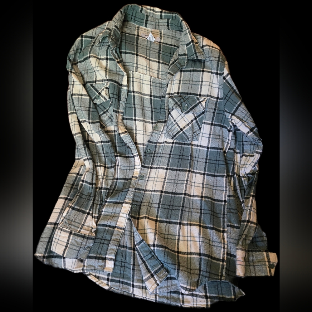 Green and Cream Plaid Button-Up Shirt